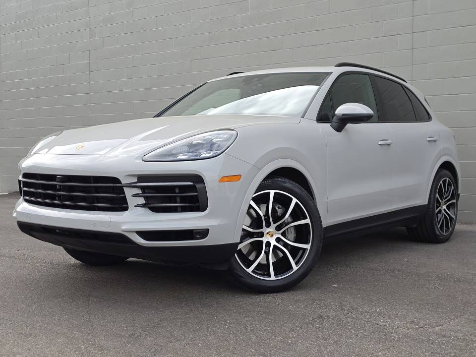 2023 Porsche Cayenne Platinum Edition