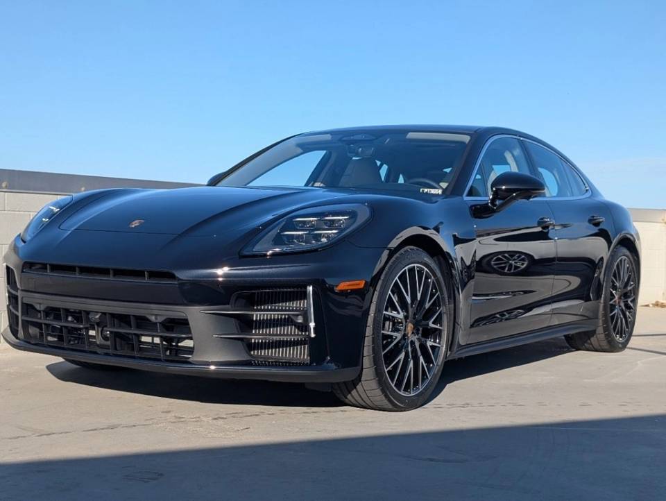 2026 Porsche Panamera