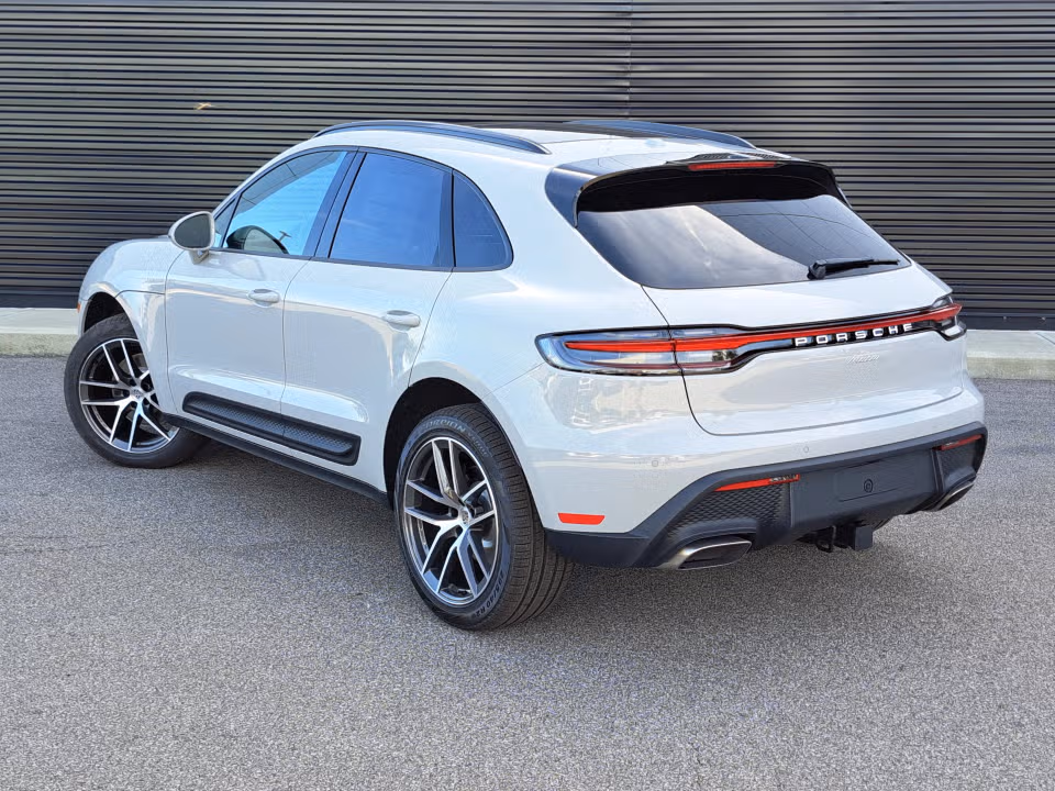 2026 Porsche Macan Base - Photo 19
