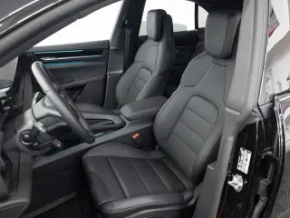 2026 Porsche Macan Base - Photo 37