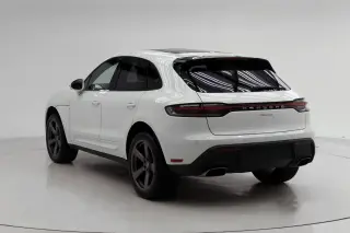 2026 Porsche Macan T - Photo 21