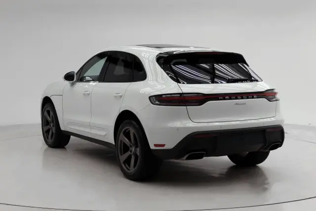 2026 Porsche Macan T - Photo 22