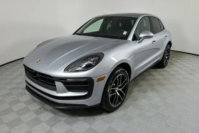 2026 Porsche Macan Base - Photo 6