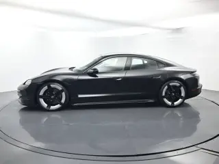 2026 Porsche Taycan Base - Photo 13