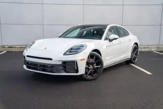 2026 Porsche Panamera 4