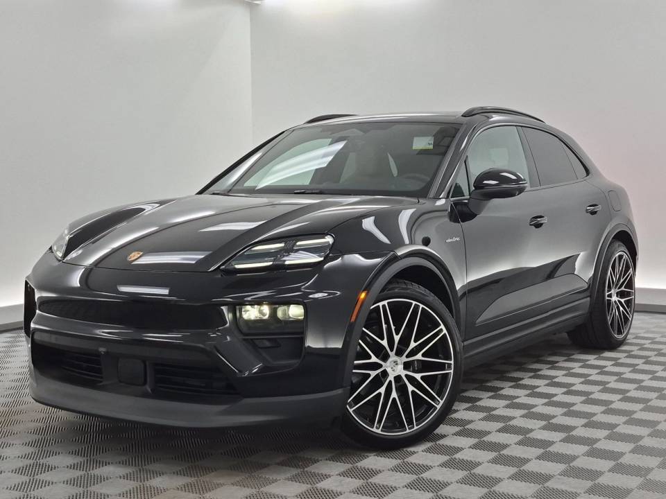 2026 Porsche Macan