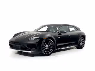 2025 Porsche Taycan 4S Cross Turismo's photo