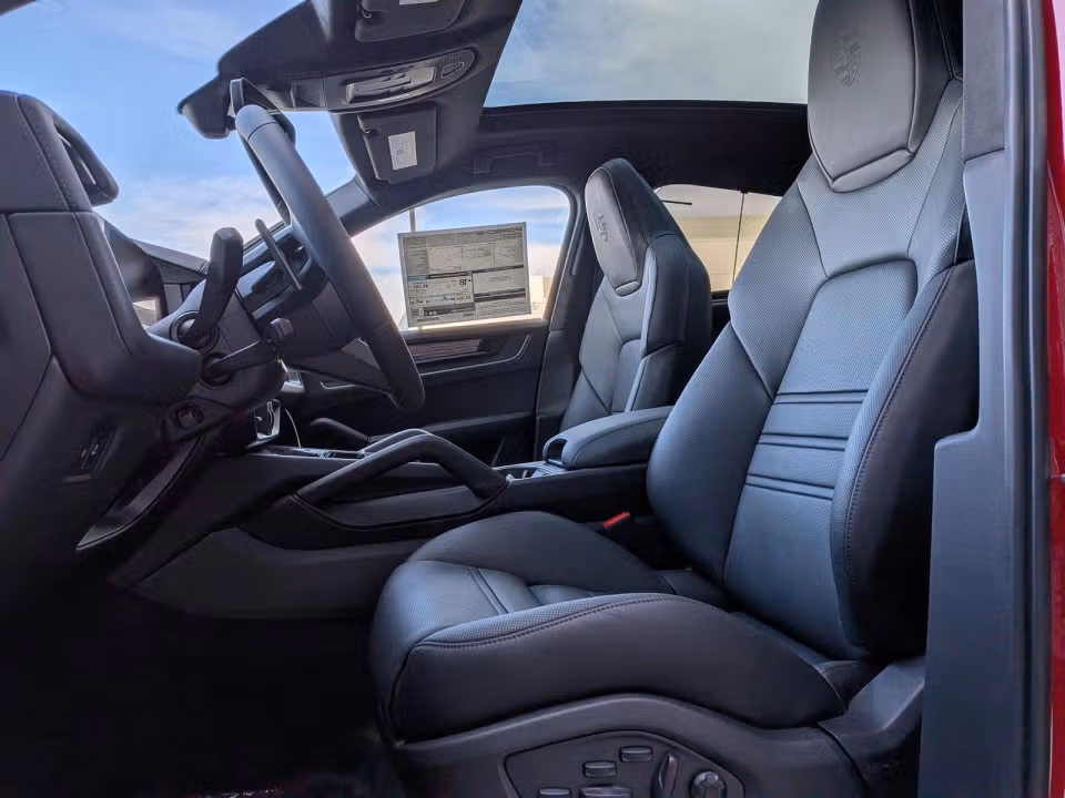 2026 Porsche Cayenne Coup S - Photo 35