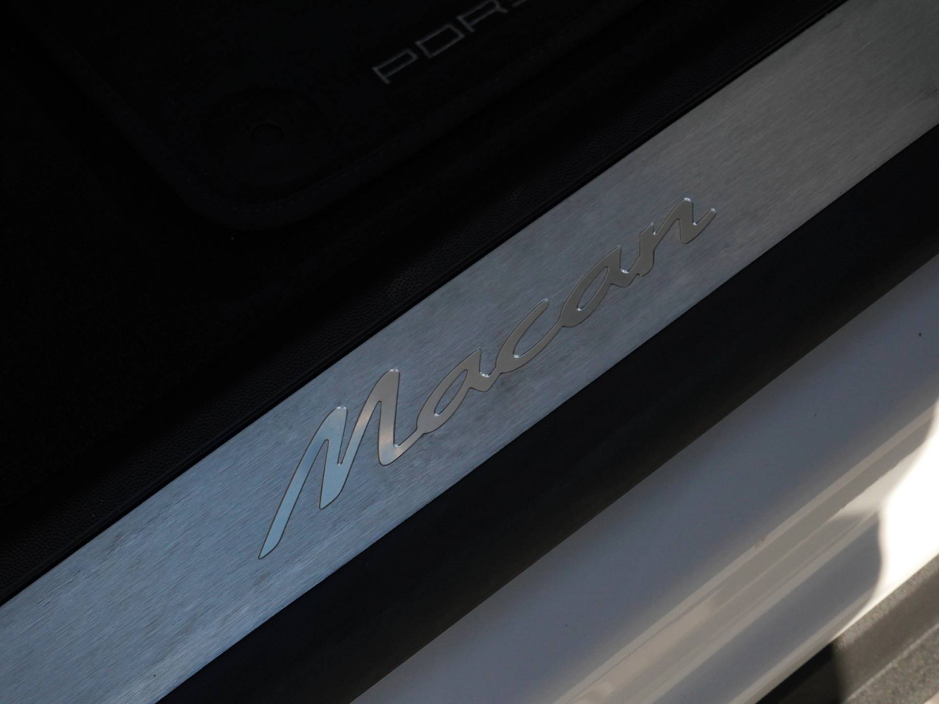 Macan, photo 40 of 40