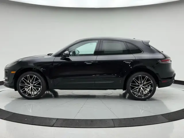 2026 Porsche Macan Base - Photo 14