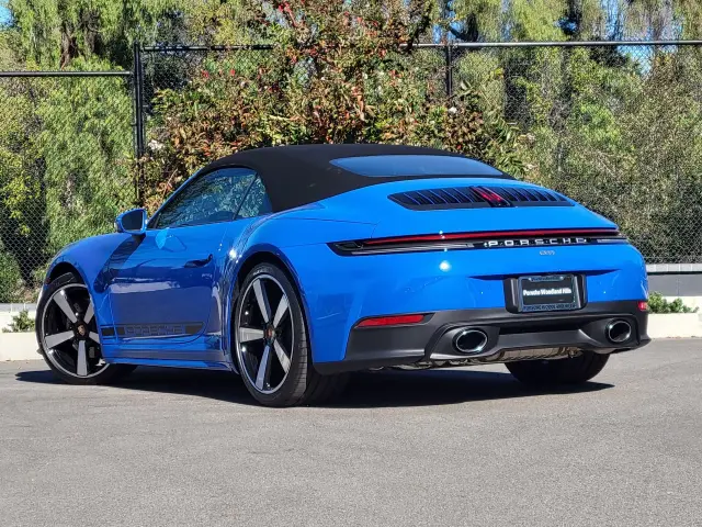 2026 Porsche 911 - Photo 22