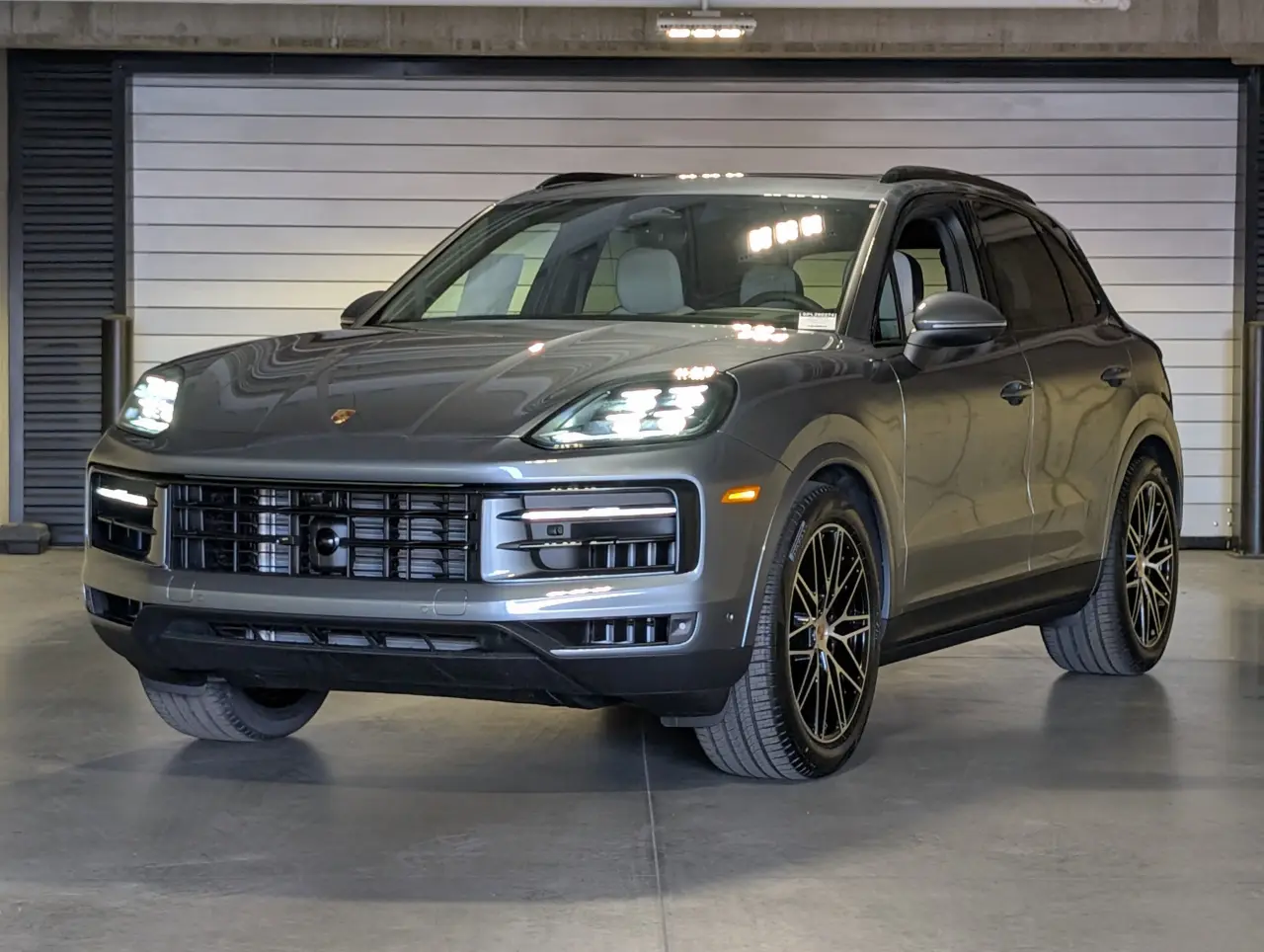 2026 Porsche Cayenne Base - Photo 8