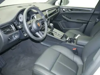 2026 Porsche Macan S - Photo 37