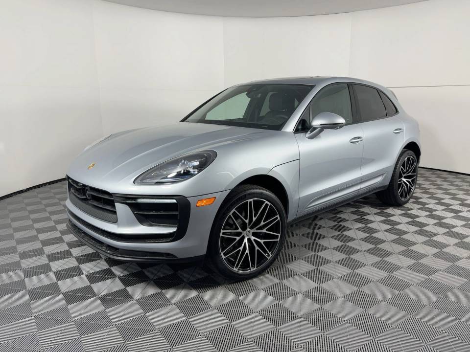 2026 Porsche Macan