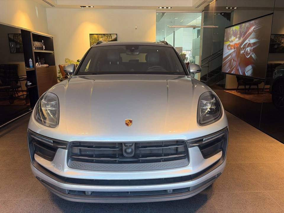 2024 Porsche Macan