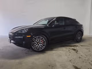 2025 Porsche Cayenne S's photo