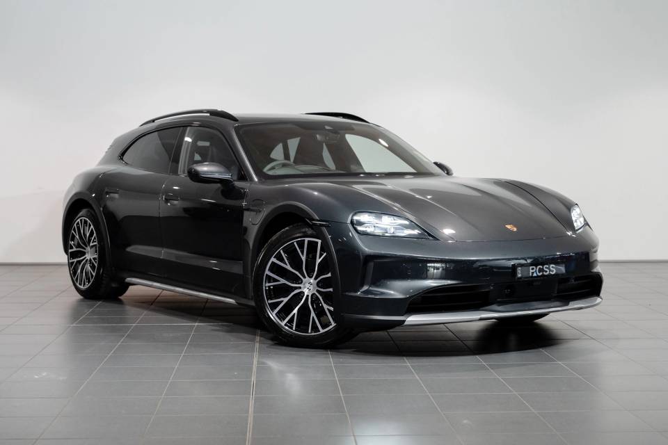 Used Porsche Taycan 4 Cross Turismo for sale at Porsche Centre Sydney South
