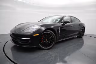 2023 Porsche Panamera 4S Executive's photo