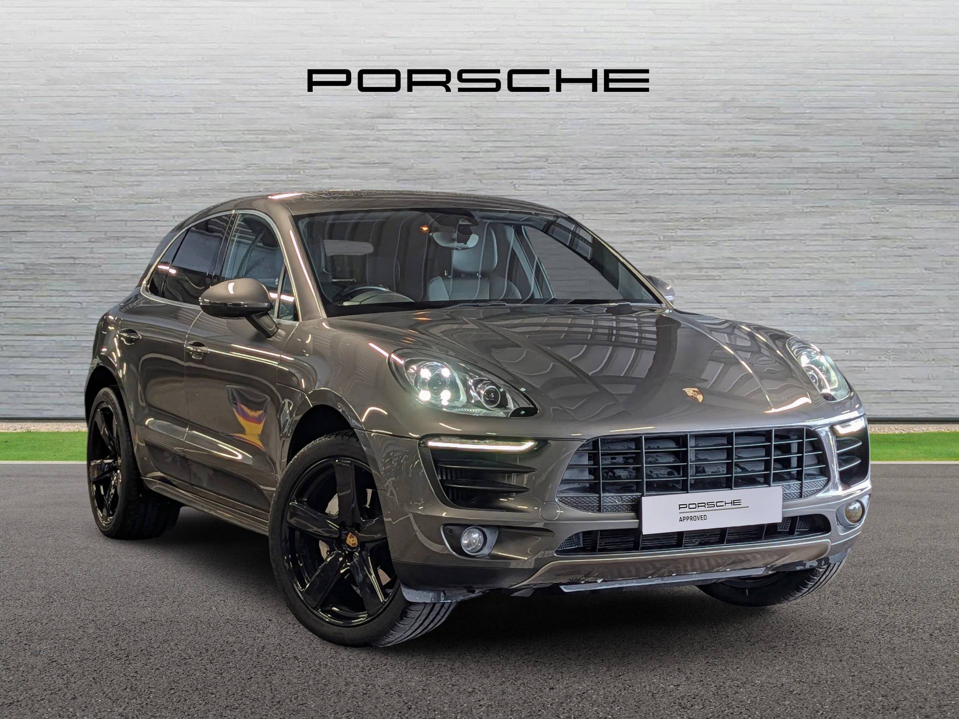 Macan S, photo 1 of 32