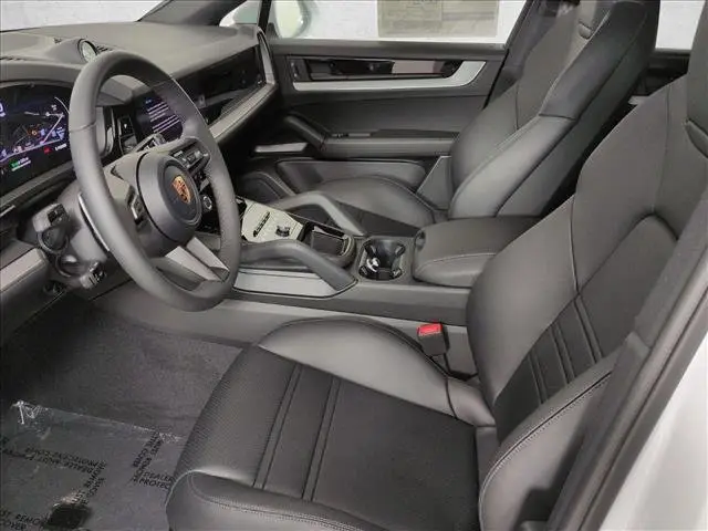 2026 Porsche Cayenne Coup E-Hybrid - Photo 39