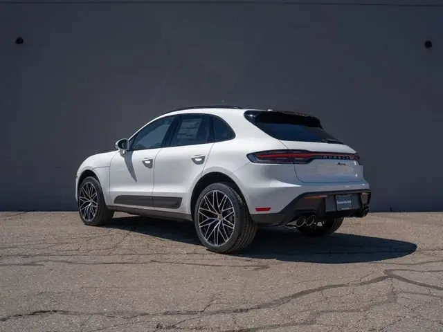 2026 Porsche Macan Base - Photo 24