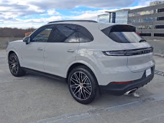 2026 Porsche Cayenne Base - Photo 17