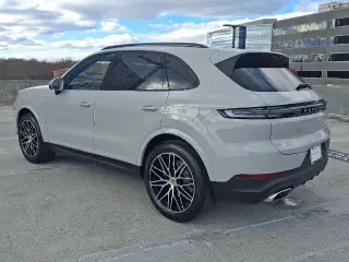 2026 Porsche Cayenne Base - Photo 21