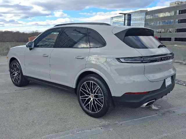 2026 Porsche Cayenne Base - Photo 22