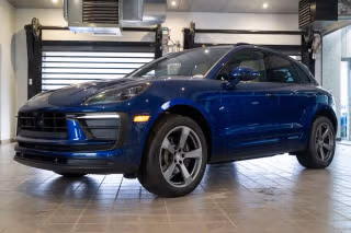 2026 Porsche Macan -'s photo