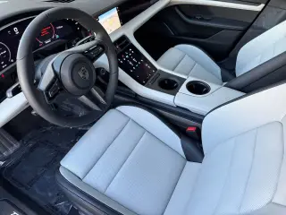 2026 Porsche Taycan Turbo S - Photo 29