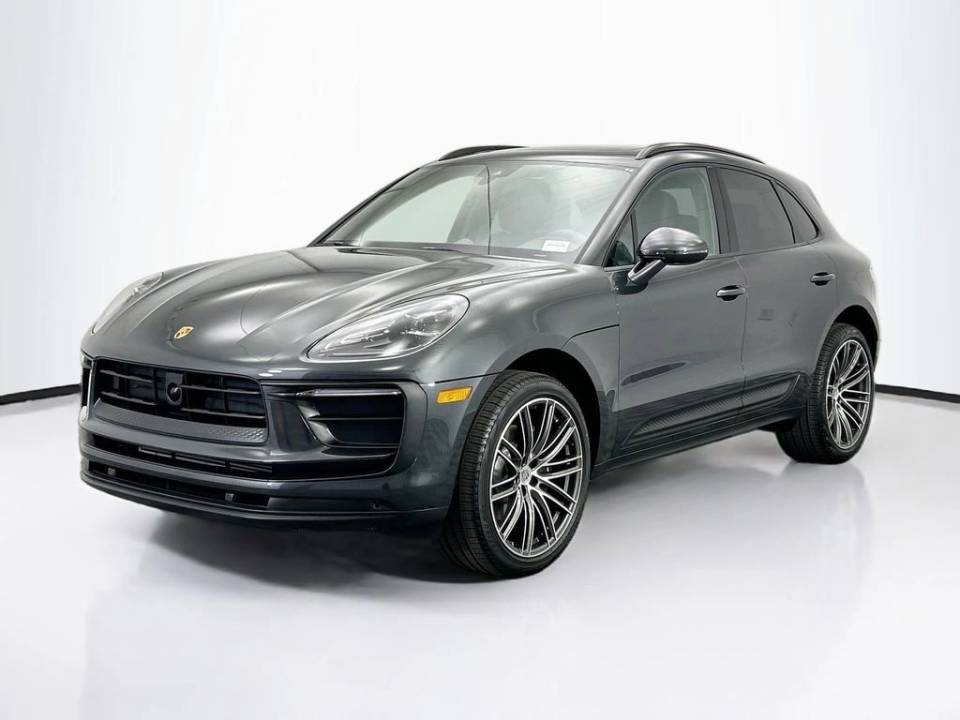 2026 Porsche Macan