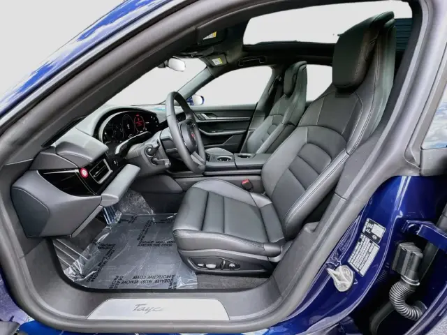 2026 Porsche Taycan Base - Photo 38