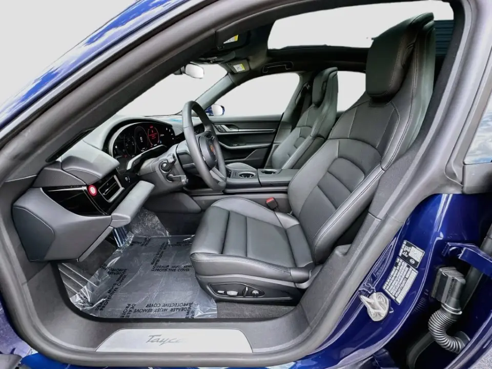 2026 Porsche Taycan Base - Photo 39