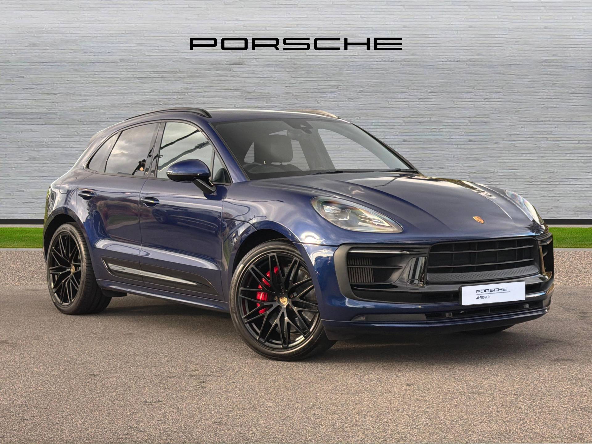 Macan GTS, photo 1 of 49