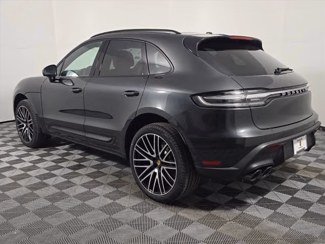 2026 Porsche Macan Base - Photo 18
