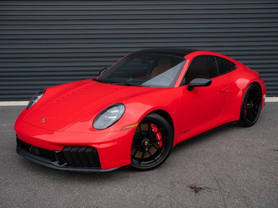 2025 Porsche 911 Carrera GTS