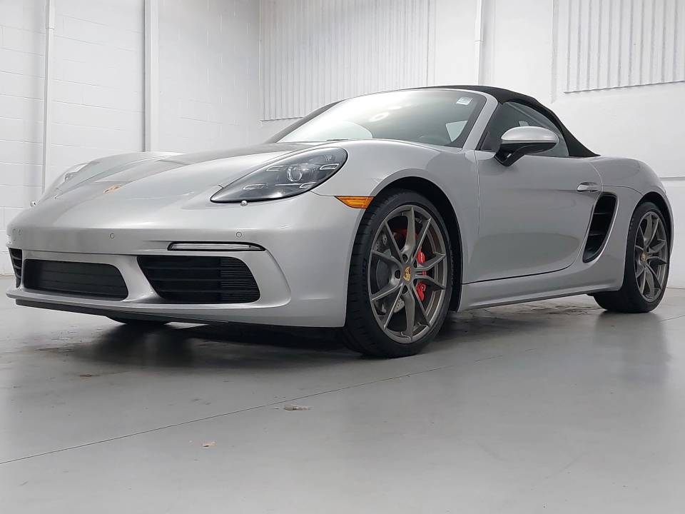 2025 Porsche 718 S