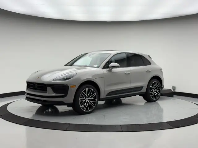 2026 Porsche Macan Base - Photo 6
