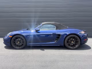 2024 Porsche 718 9