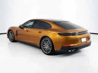 2026 Porsche Panamera 4 E-Hybrid - Photo 21