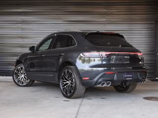2026 Porsche Macan Base - Photo 17