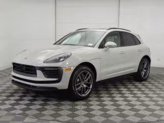 2025 Porsche Macan