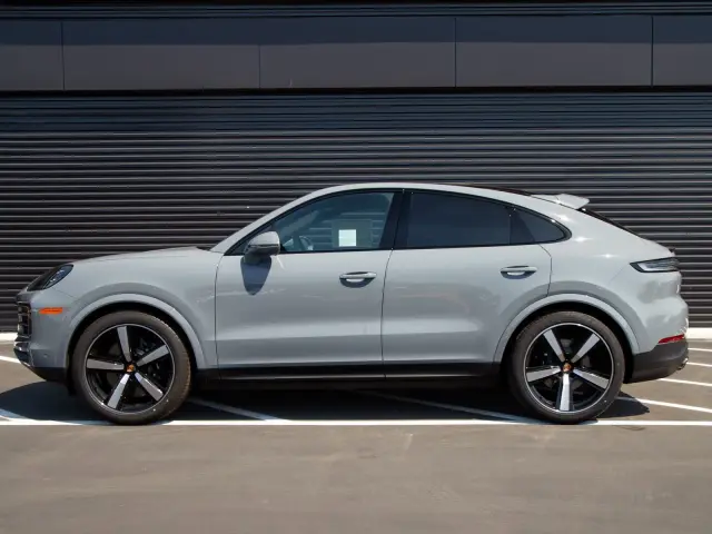2026 Porsche Cayenne Coup S - Photo 14