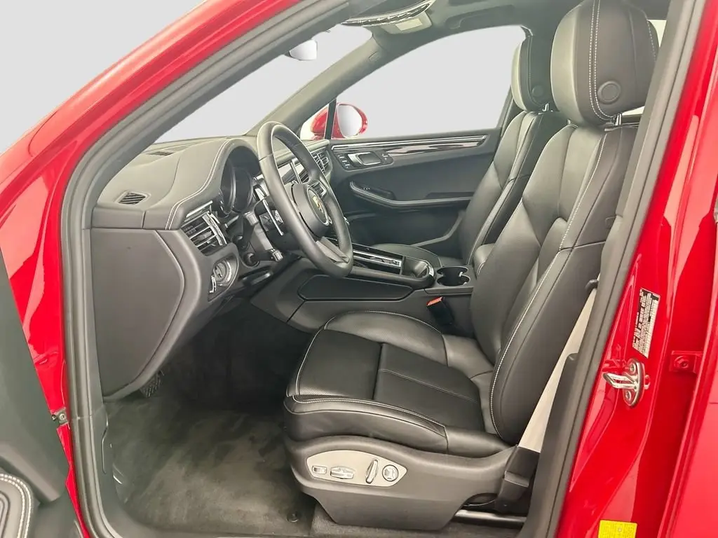 2025 Porsche Macan Base - Photo 40