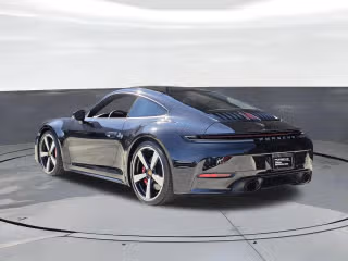 2025 Porsche 911 S - Photo 17