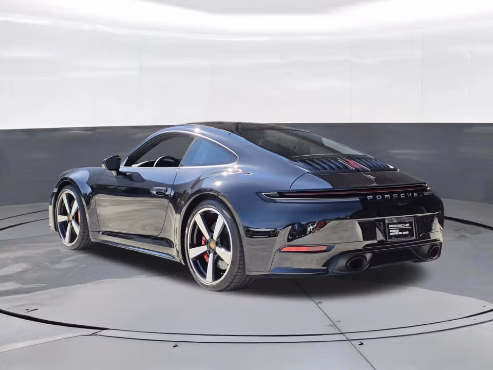 2025 Porsche 911 S - Photo 19
