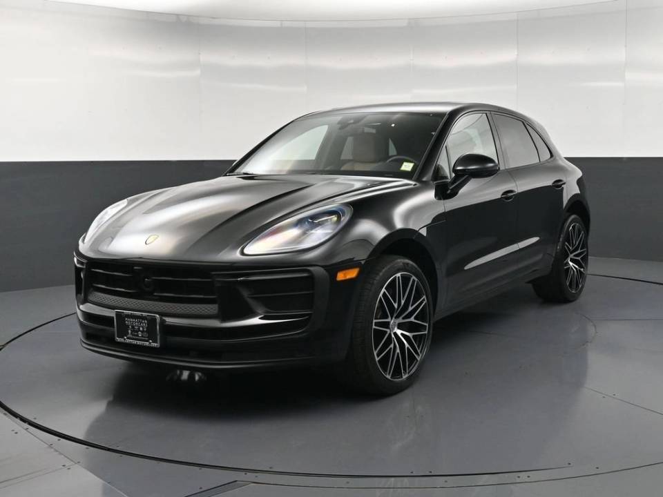 2026 Porsche Macan