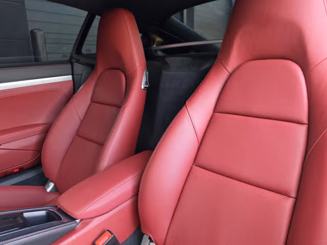 2025 Porsche 718 GTS - Photo 34