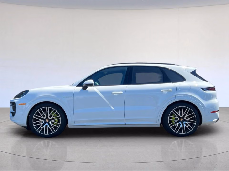 2025 Porsche Cayenne S E-Hybrid - Photo 11