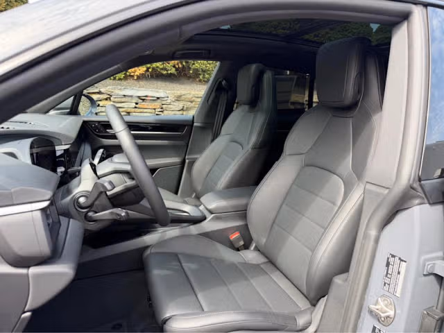 2026 Porsche Macan Base - Photo 34